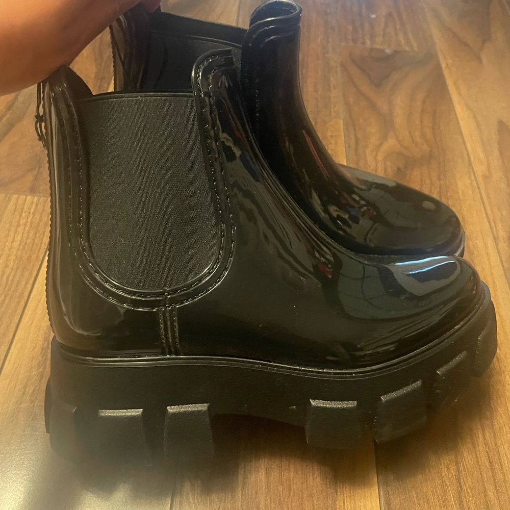 JOE FRESH RAIN BOOTS - NWT